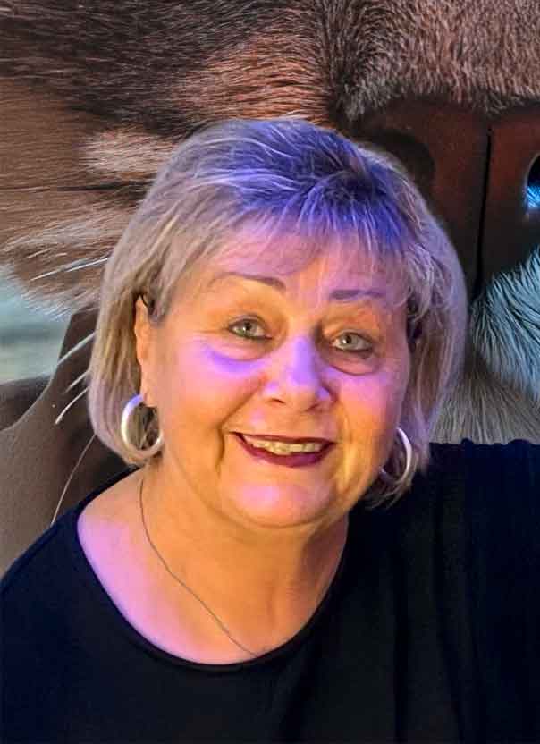 Portraitfoto von Danuta Franke von Danas Katzenpension